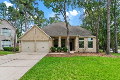$549,900 | 178 Brooksedge Court, The Woodlands, TX 77382