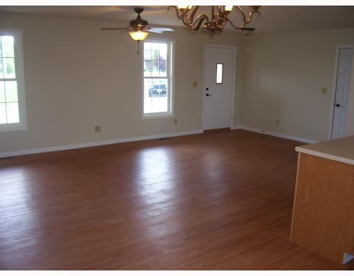 5241 Knollwood Road Springfield, OH 45502 - Photo 3 of 10