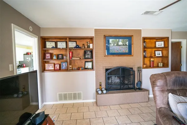 $245,000 | 15 Southwest 45th, Paris, TX 75460