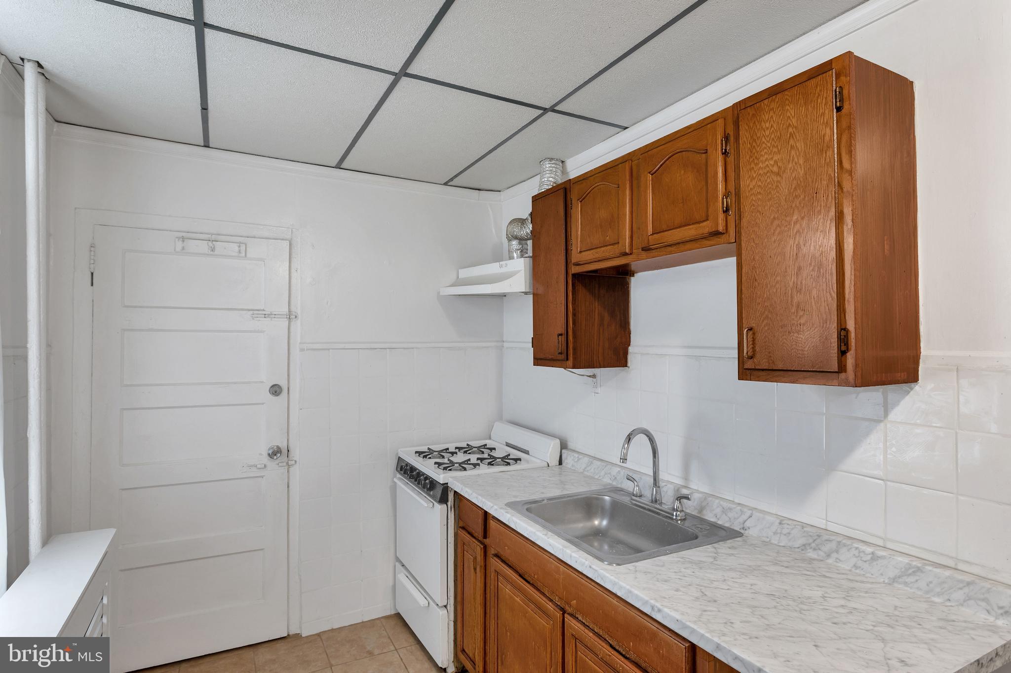 4010 Ludlow Street Philadelphia, PA 19104 - Photo 9 of 39