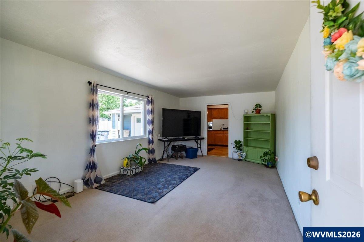 1375 Southwest Elm Street Albany, OR 97321 - Photo 19 of 42