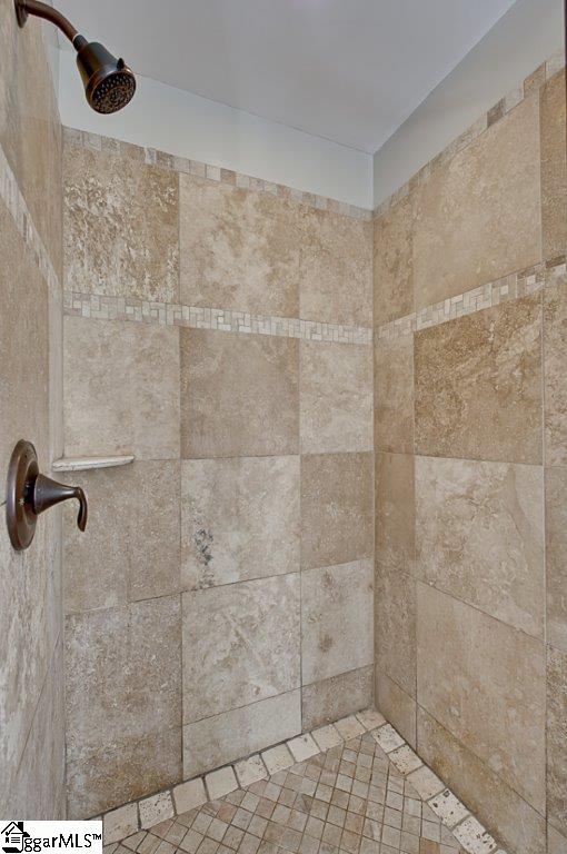 724 Rutherford Road Greenville, SC 29609 - Photo 17 of 36 Gallery Image 17