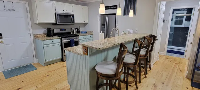 $249,000 | 3 North Maple Avenue, Fox Lake, IL 60020