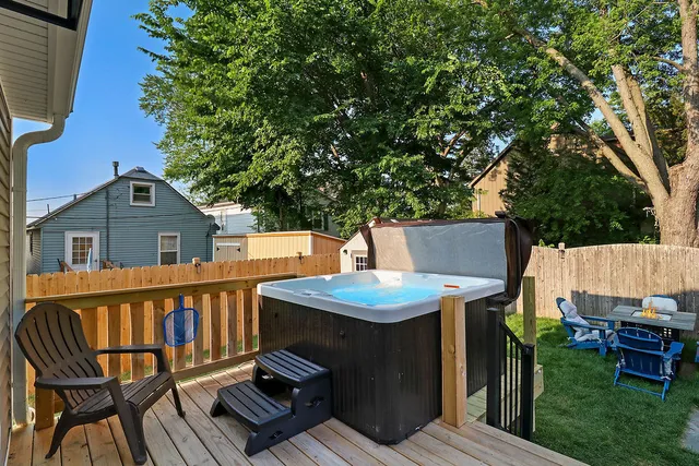 $249,000 | 3 North Maple Avenue, Fox Lake, IL 60020