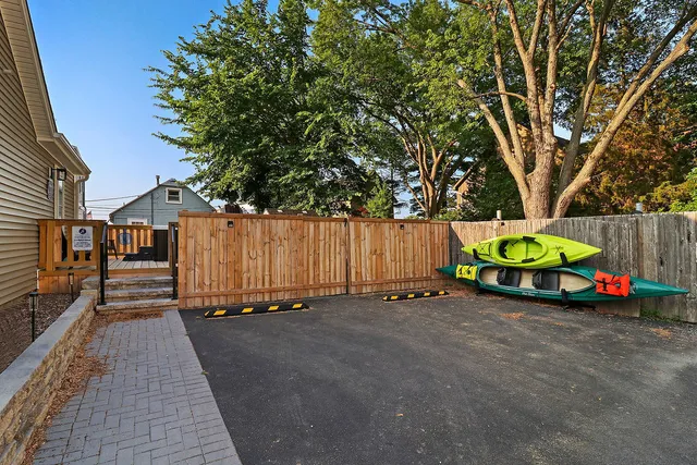 $249,000 | 3 North Maple Avenue, Fox Lake, IL 60020