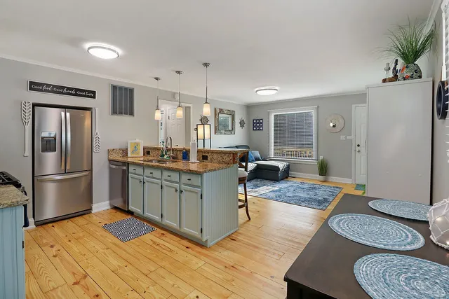 $249,000 | 3 North Maple Avenue, Fox Lake, IL 60020