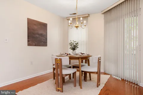 $385,000 | 5824 Wyndham Circle, Unit 102, Columbia, MD 21044