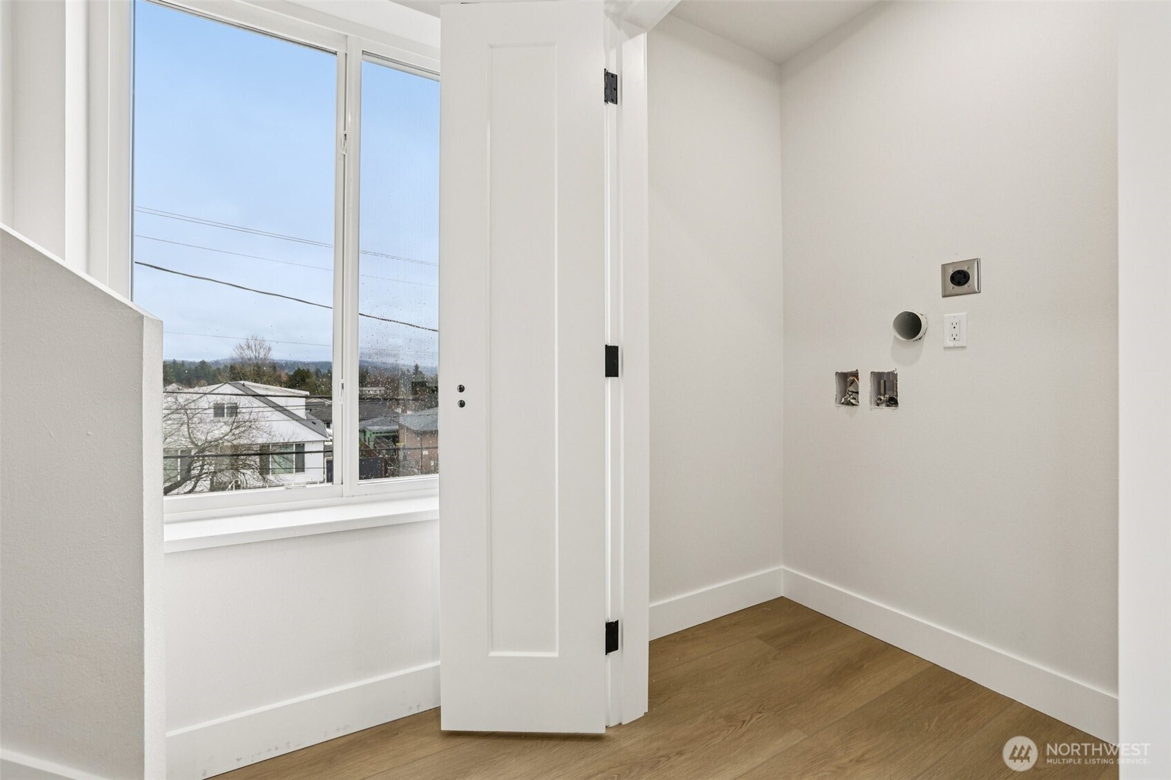 7719 Renton Avenue South, Unit B Seattle, WA 98118 - Photo 29 of 35 a view of front door