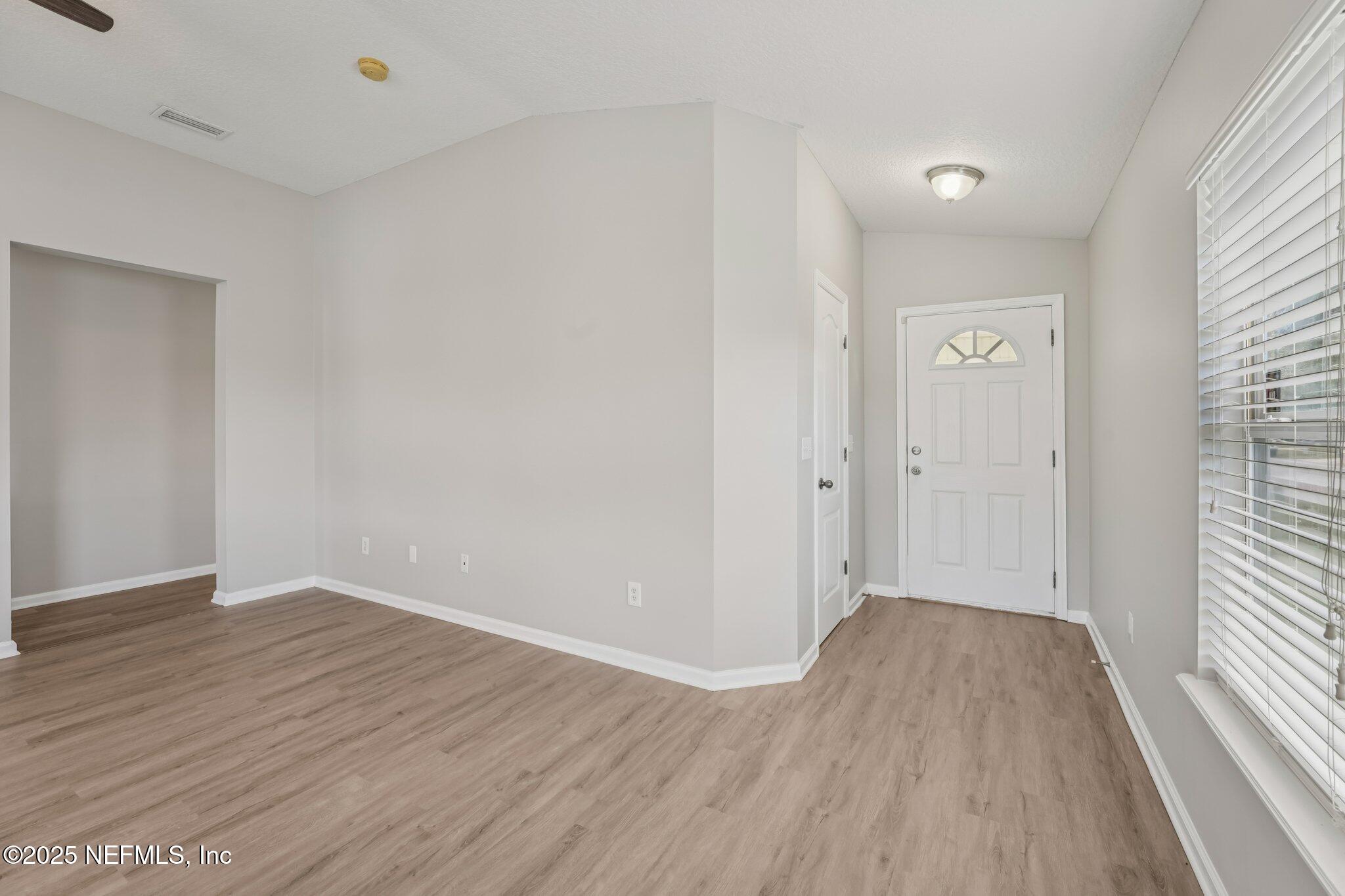 1068 Morning Light Road Jacksonville, FL 32218 - Photo 2 of 30 5-web-or-mls-Morning Light Rd-S1910-005