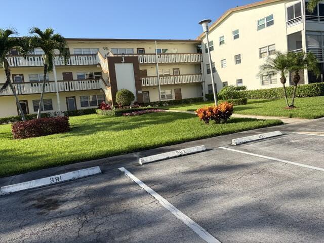 381 Mansfield I Boca Raton, FL 33434 - Photo 4 of 5 PARKING SPACE 381