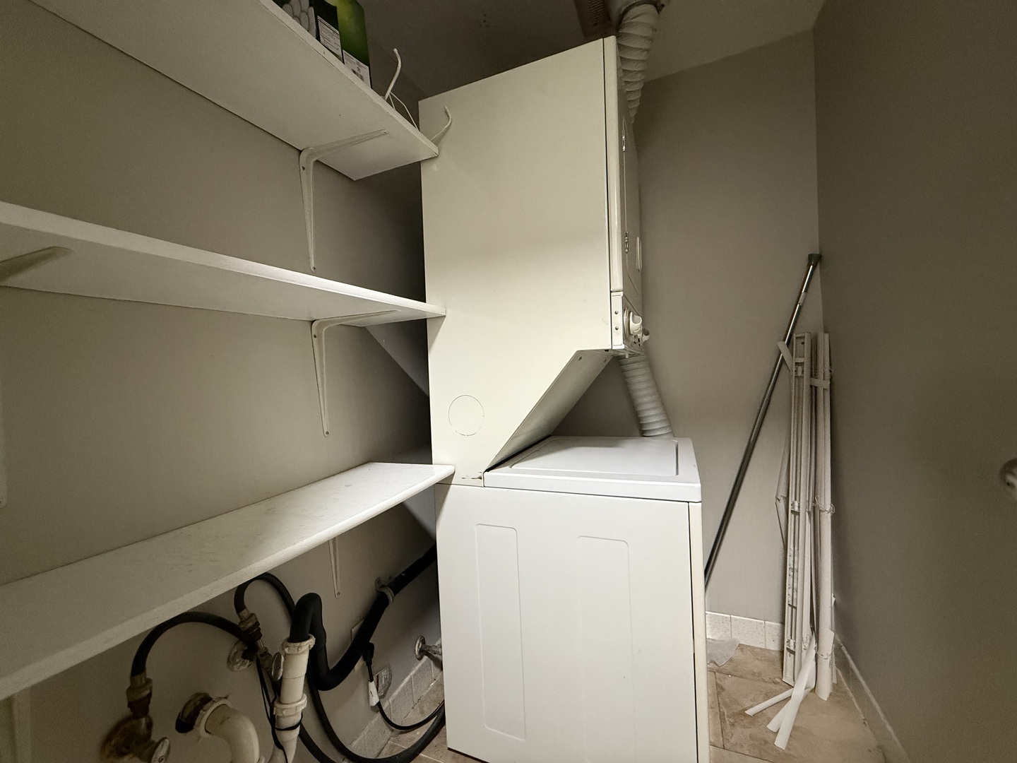 154 East Bailey Road, Unit G Naperville, IL 60565 - Photo 14 of 16