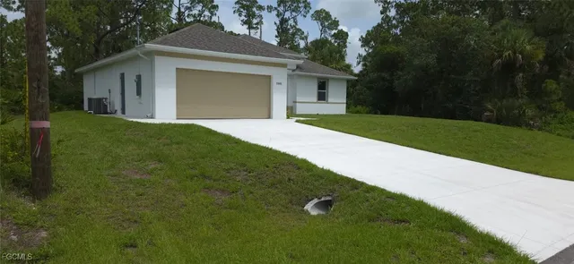 $325,000 | 5005 Eifel Road, LaBelle, FL 33935