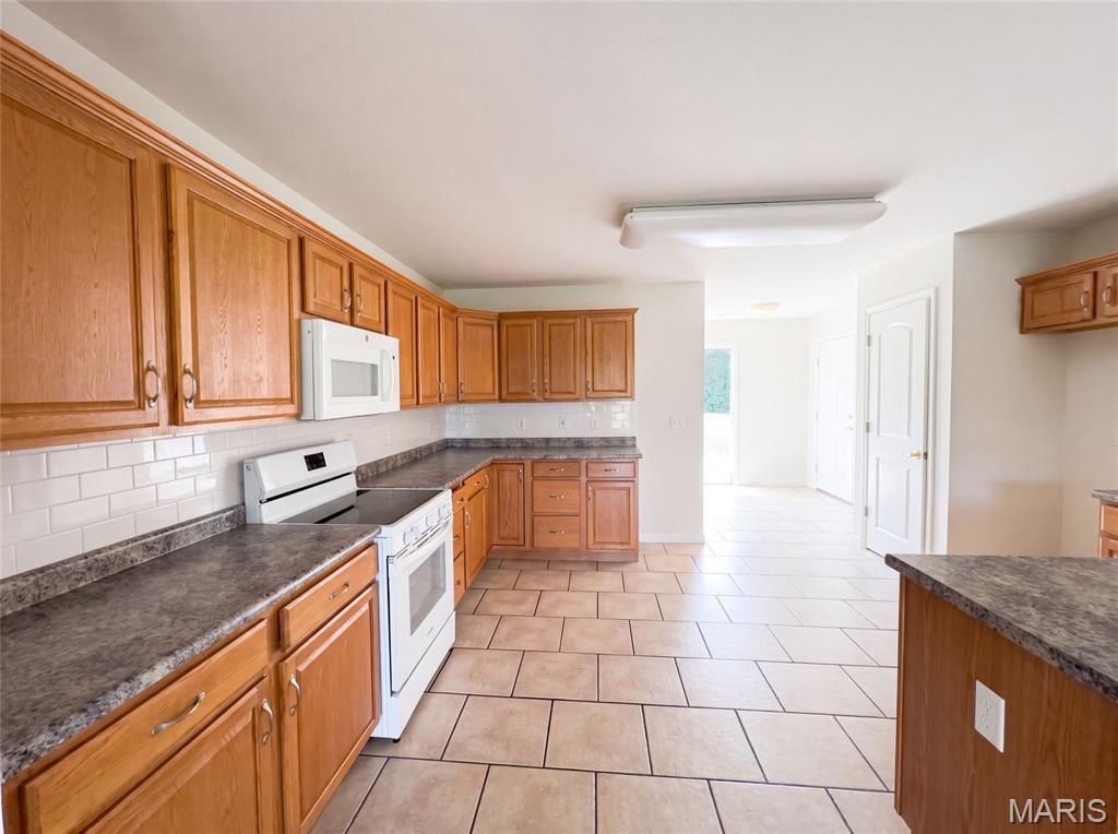 2357 Bastean Road Wentzville, MO 63385 - Photo 2 of 25