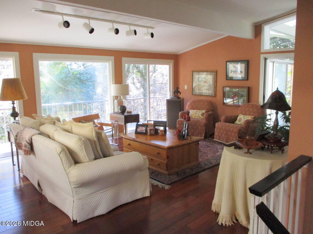 1121 South Jackson Springs Road Macon, GA 31211 - Photo 17 of 29 a living room with furniture and a large window
