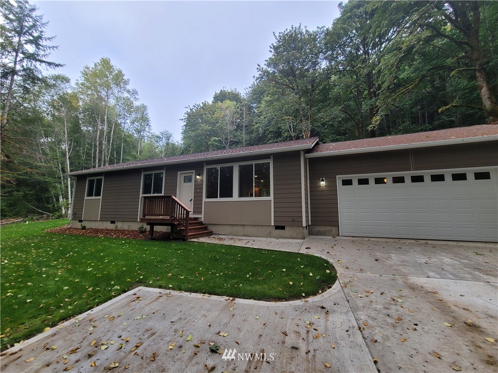 521 West Lillie Road Elma, WA 98541 - Photo 1 of 24 Gallery Image 1