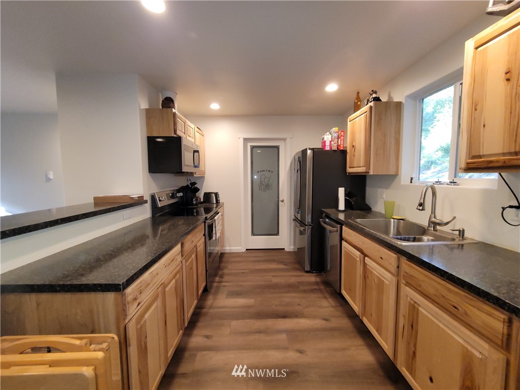 521 West Lillie Road Elma, WA 98541 - Photo 10 of 24 Gallery Image 10