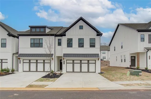 $1,900 | 4561 Cypress Pk Drive, Gainesville, GA 30504