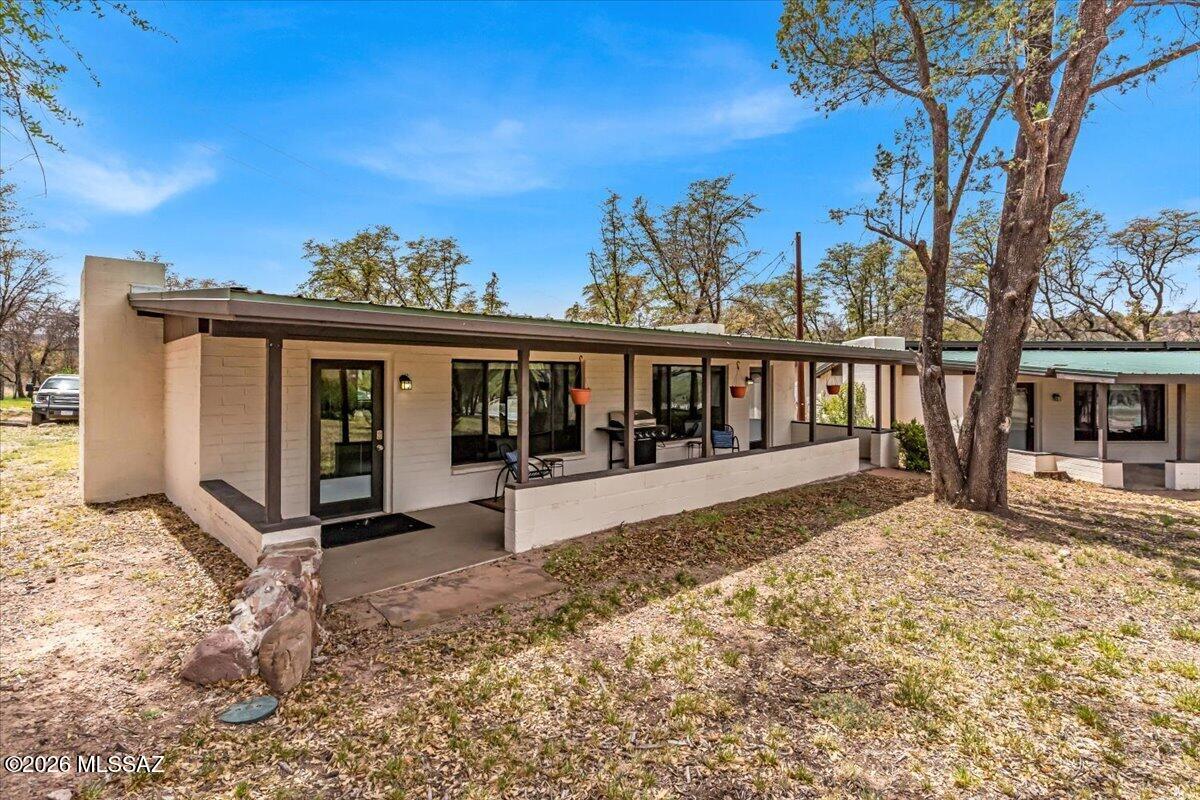 277-290 Canelo Road Elgin, AZ 85611 - Photo 24 of 49 Guest Houses
