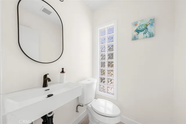 $1,575,500 | 3505 Ibis Street, San Diego, CA 92103