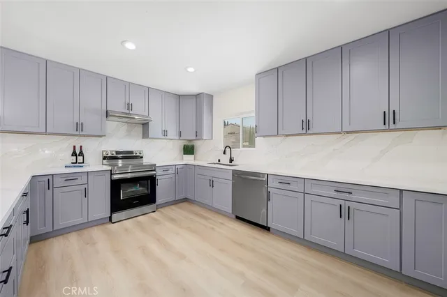 $1,575,500 | 3505 Ibis Street, San Diego, CA 92103