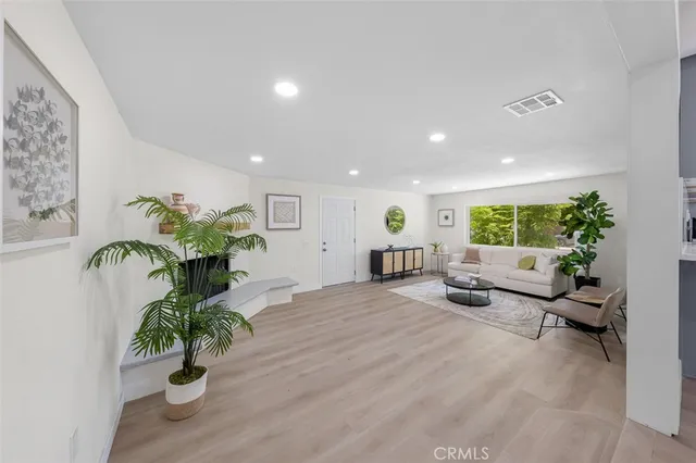 $1,575,500 | 3505 Ibis Street, San Diego, CA 92103