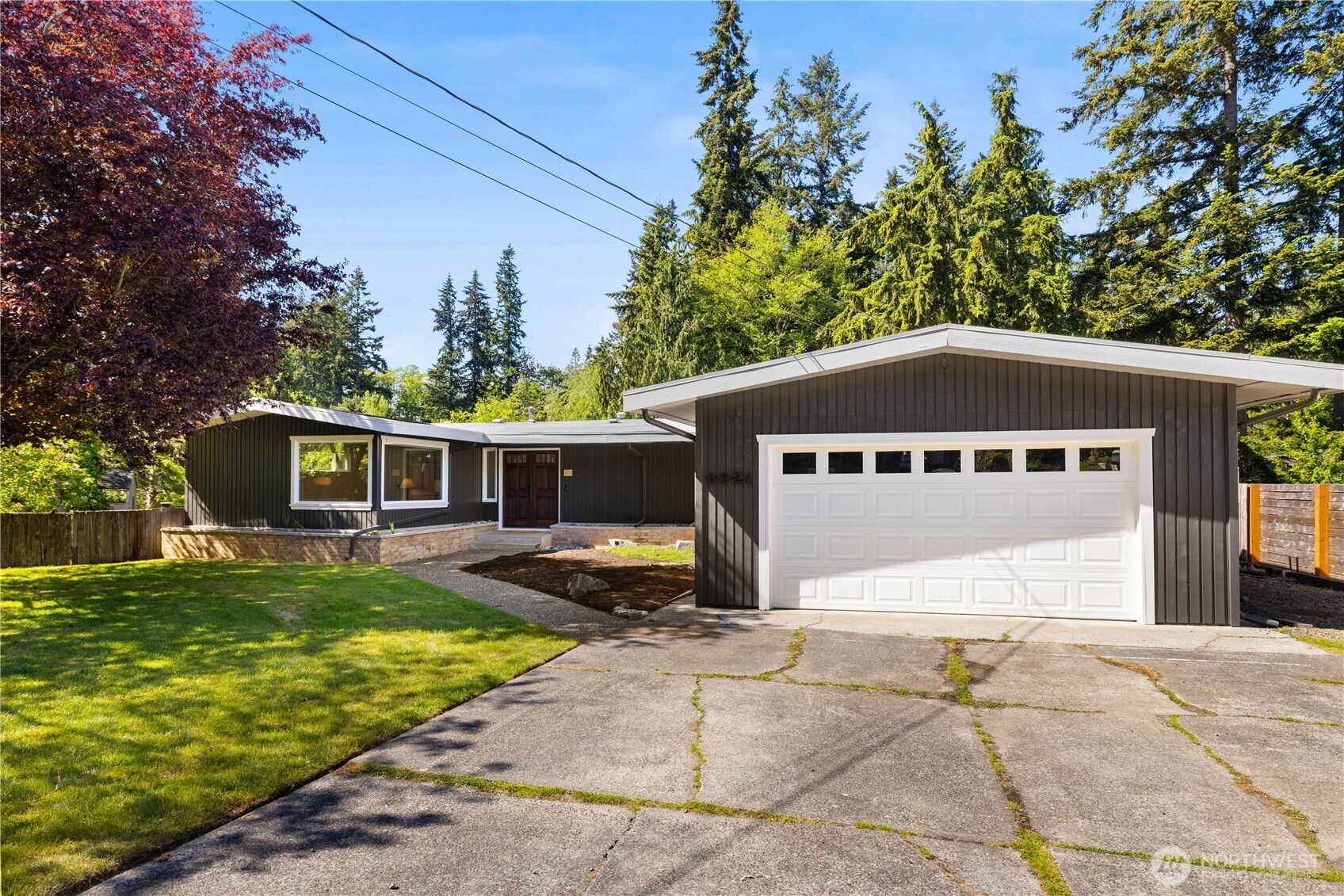 8021 181st Place Southwest Edmonds, WA 98026 - Photo 2 of 40
