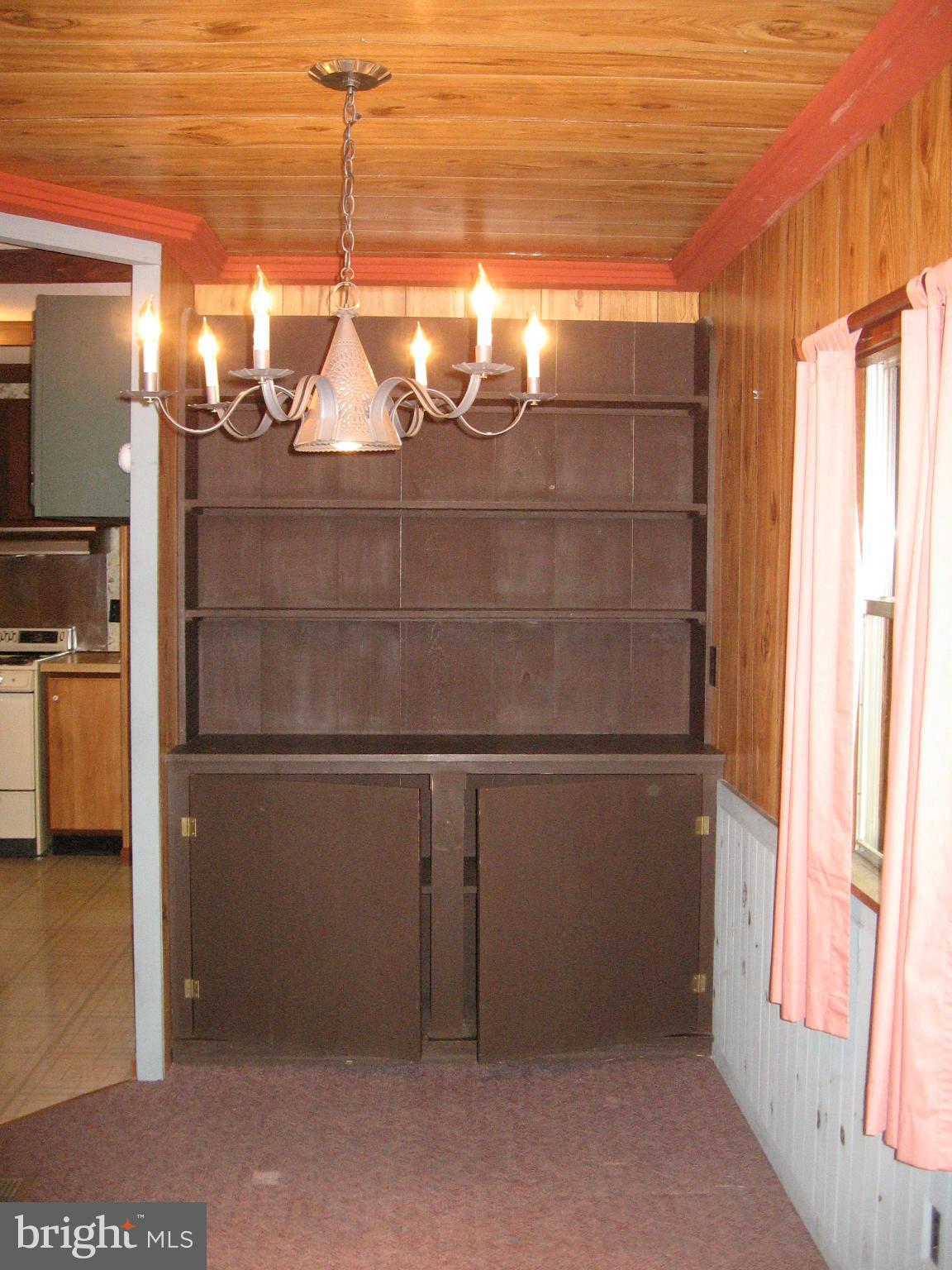 92 Funk Berkeley Springs Berkeley Springs, WV 25411 - Photo 19 of 30 Dining Room