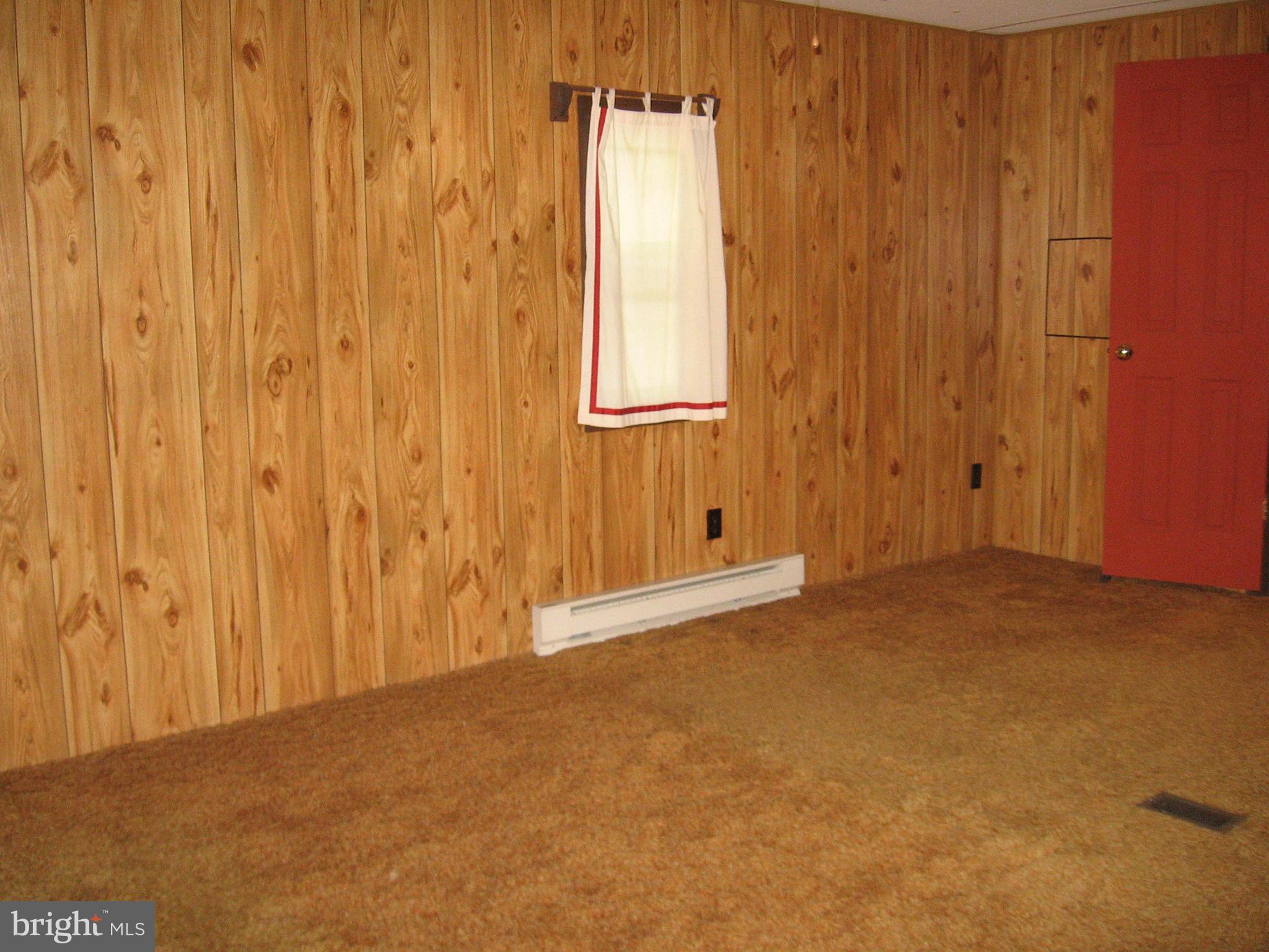 92 Funk Berkeley Springs Berkeley Springs, WV 25411 - Photo 21 of 30 Bedroom (Master)