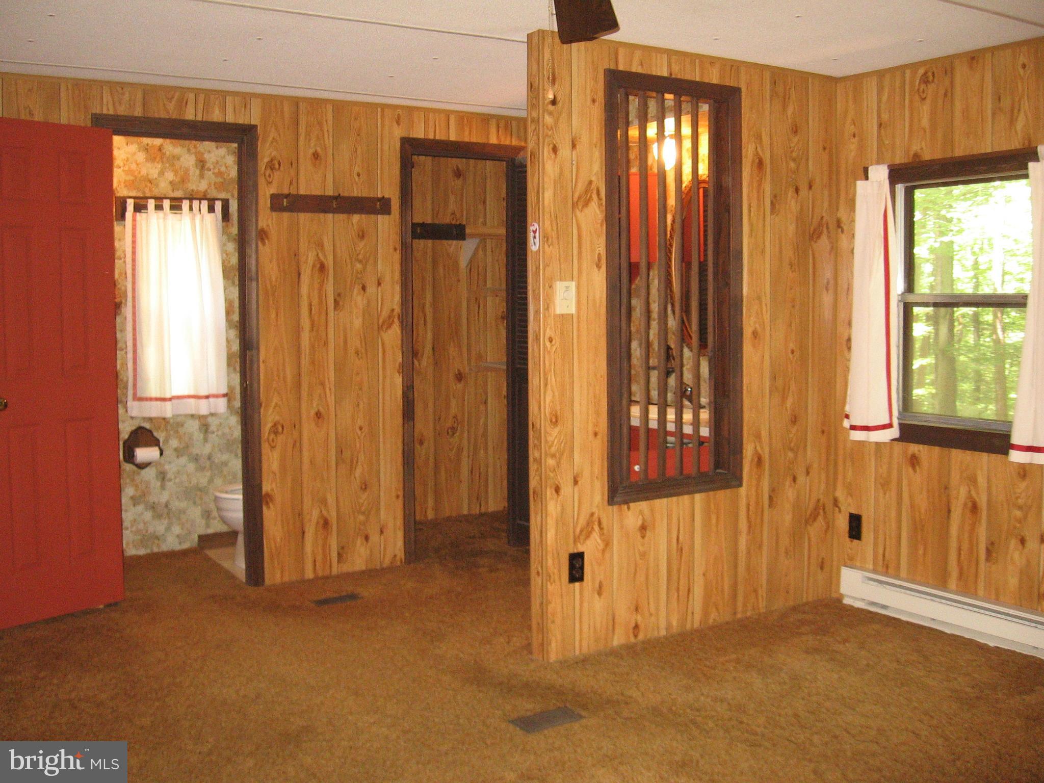 92 Funk Berkeley Springs Berkeley Springs, WV 25411 - Photo 22 of 30 Bedroom (Master)
