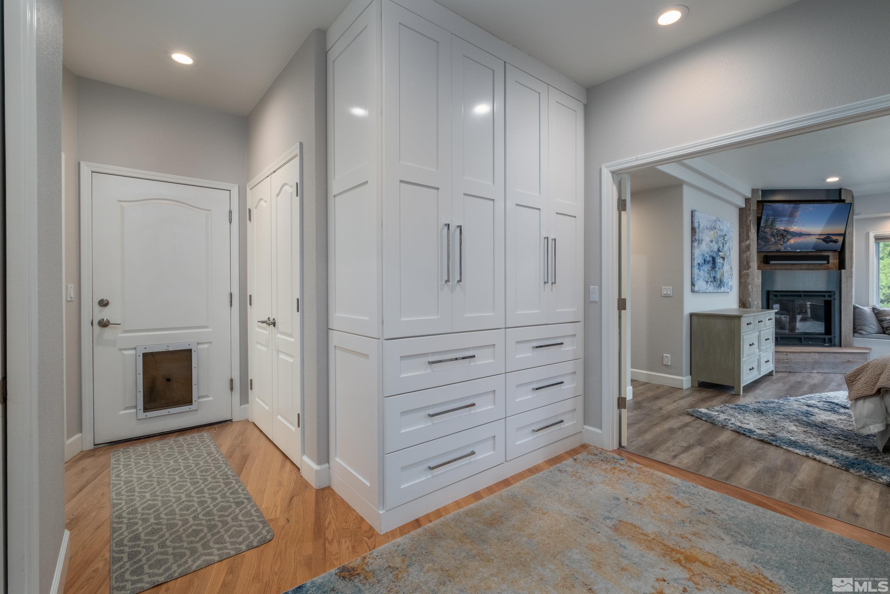 4300 Juniper Trail Reno, NV 89519 - Photo 26 of 39 a view of livingroom with hardwood