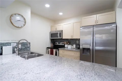 $265,000 | 7483 Southwest 82nd Street, Unit A308, Miami, FL 33143