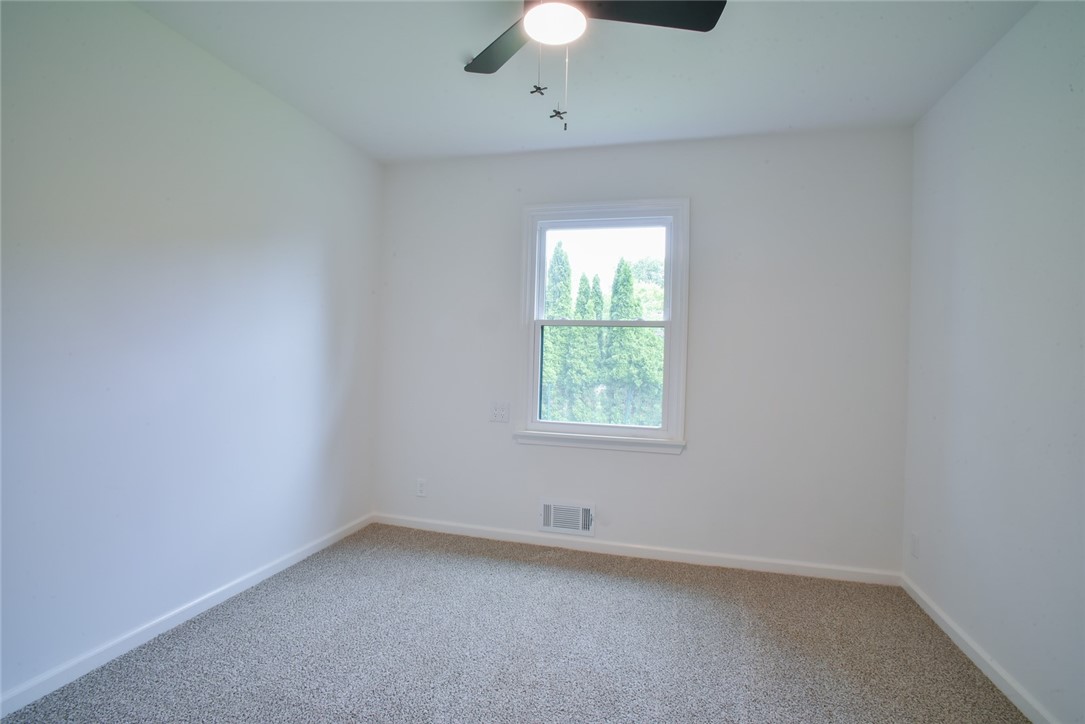 88 Stuyvesant Road Pittsford, NY 14534 - Photo 31 of 44