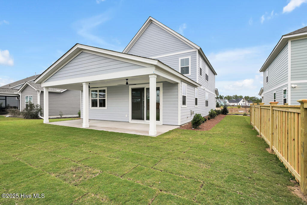 745 Caisson Run Wilmington, NC 28412 - Photo 36 of 43 745CaissonRun-66