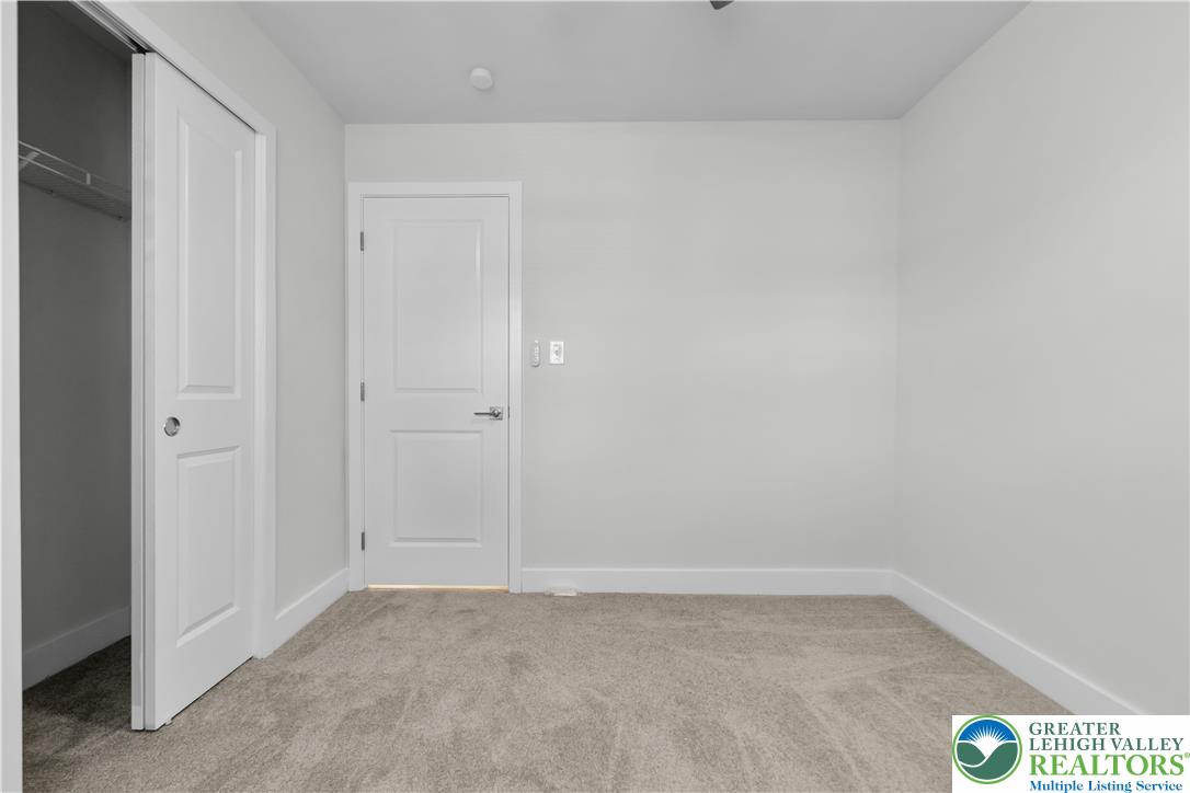 1453 Stanford Road Bethlehem, PA 18018 - Photo 17 of 31