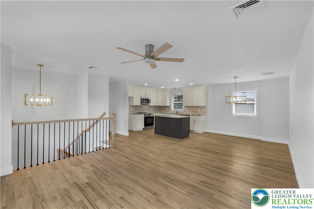 1453 Stanford Road Bethlehem, PA 18018 - Photo 7 of 31