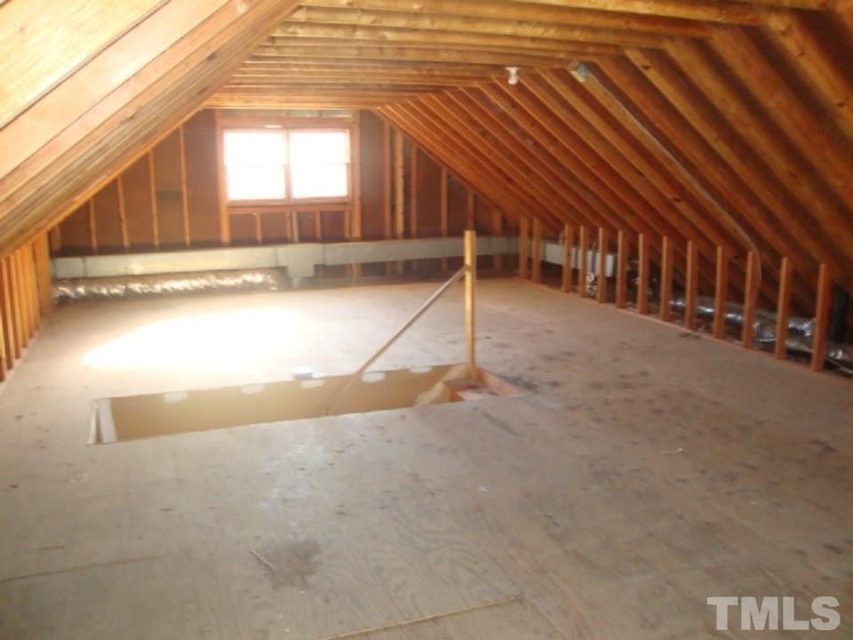 2701 Pidgeon Hill Road Raleigh, NC 27613 - Photo 14 of 17