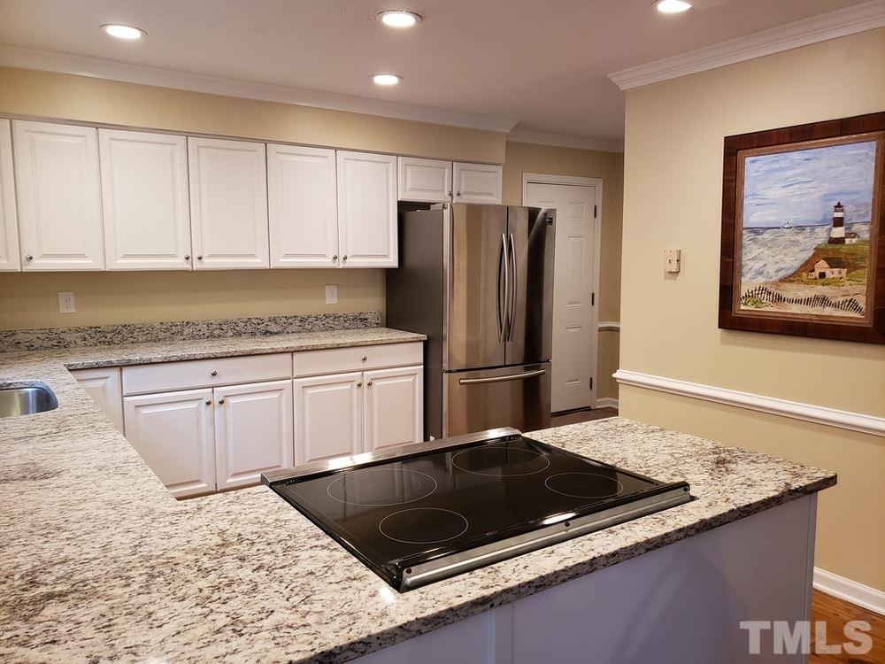 2701 Pidgeon Hill Road Raleigh, NC 27613 - Photo 5 of 17