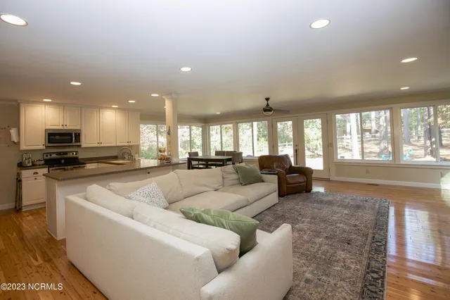 $2,350 | 209 Selkirk Trail, Southern Pines, NC 28387