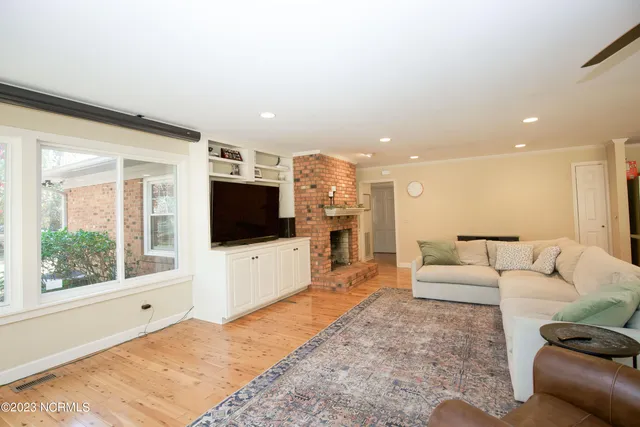 $2,350 | 209 Selkirk Trail, Southern Pines, NC 28387