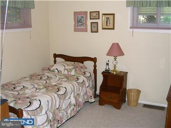 931 Essex Road Rydal, PA 19046 - Photo 10 of 11 Bedroom