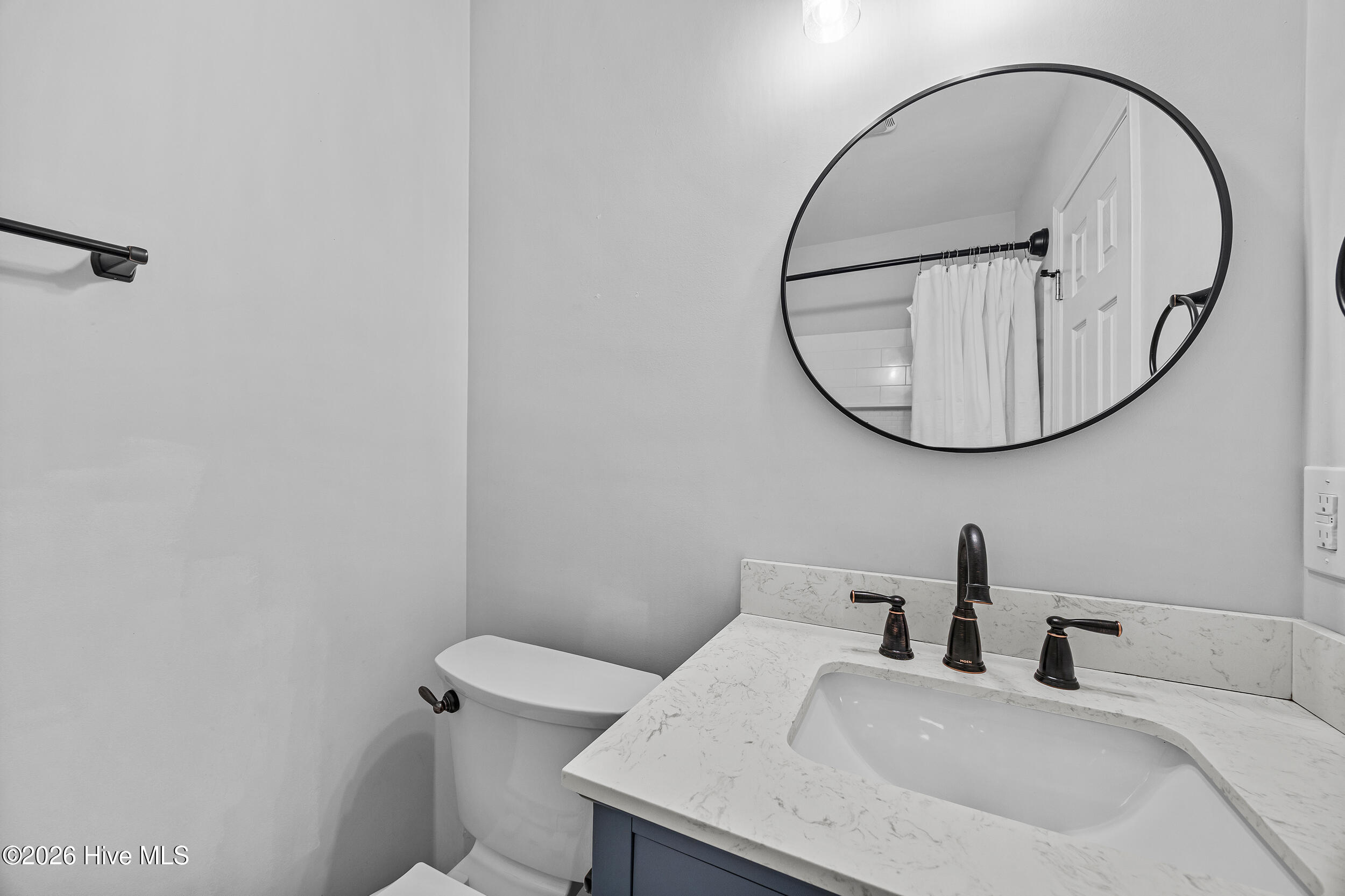 310 Westchester Road Wilmington, NC 28409 - Photo 15 of 50 15_bathroom