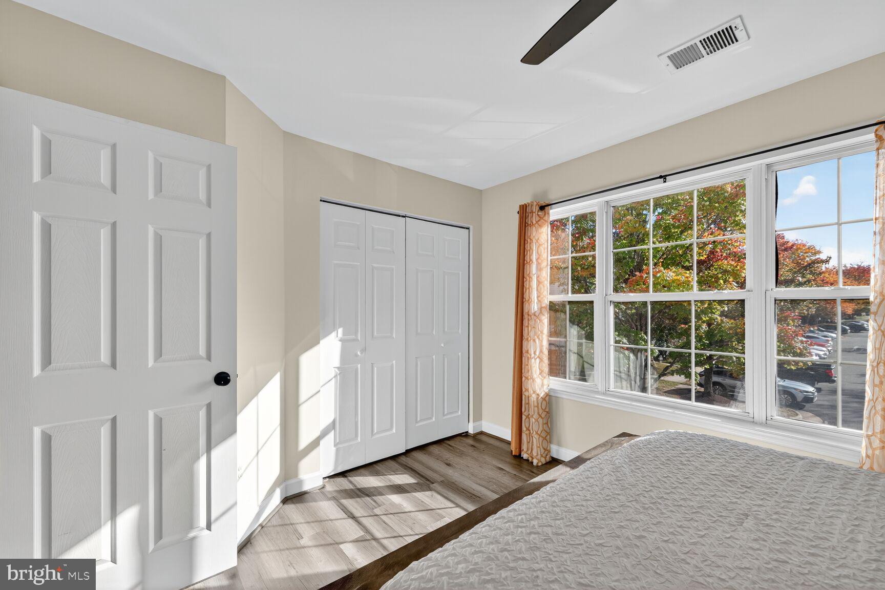 13486 Grouserun Lane Bristow, VA 20136 - Photo 10 of 20 an empty room with windows