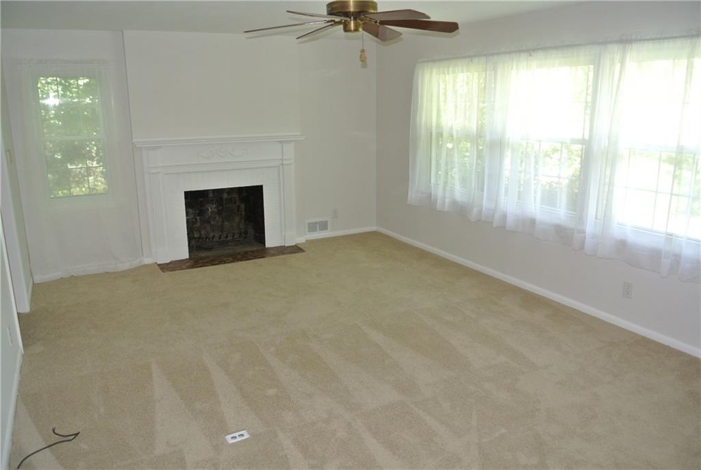 805 Park Road Anderson, IN 46011 - Photo 2 of 13 Gallery Image 2