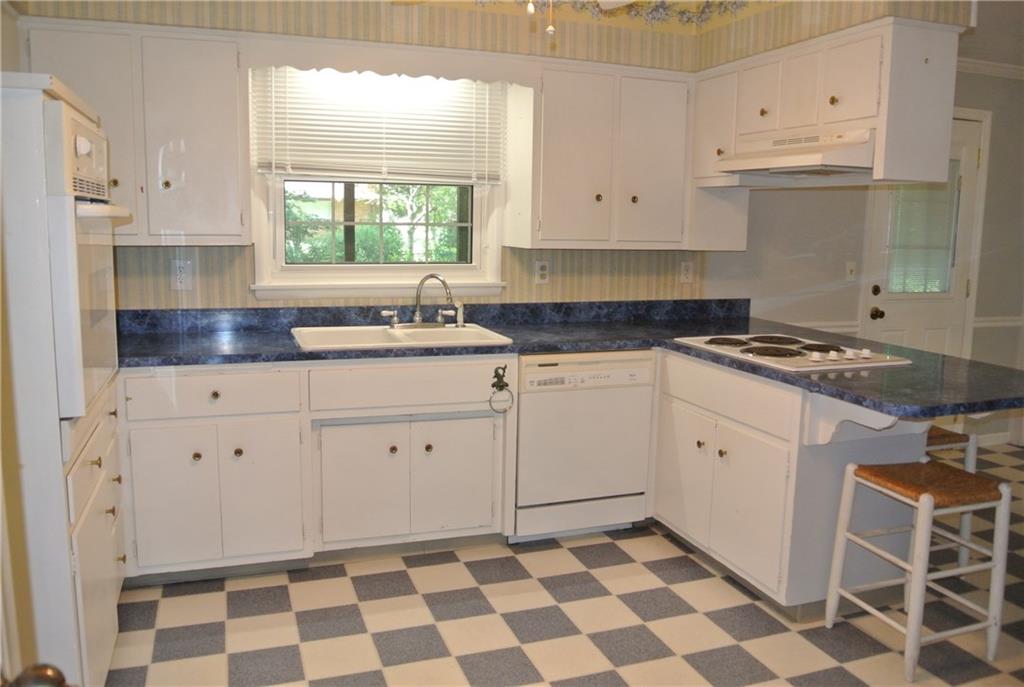 805 Park Road Anderson, IN 46011 - Photo 3 of 13 Gallery Image 3