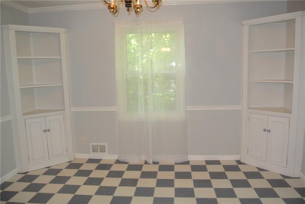 805 Park Road Anderson, IN 46011 - Photo 5 of 13 Gallery Image 5
