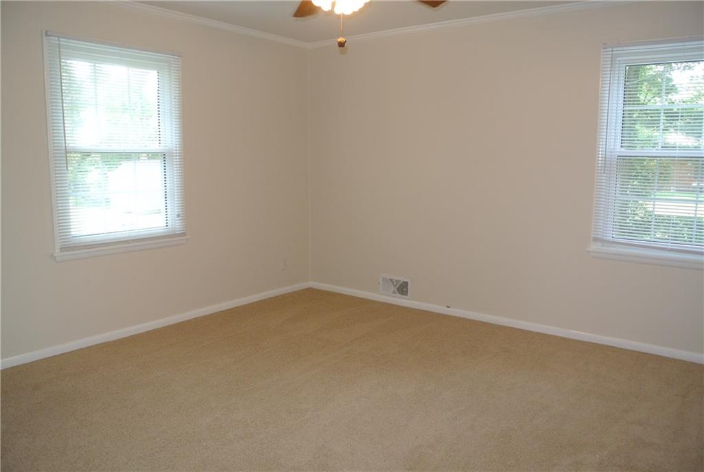 805 Park Road Anderson, IN 46011 - Photo 8 of 13 Gallery Image 8