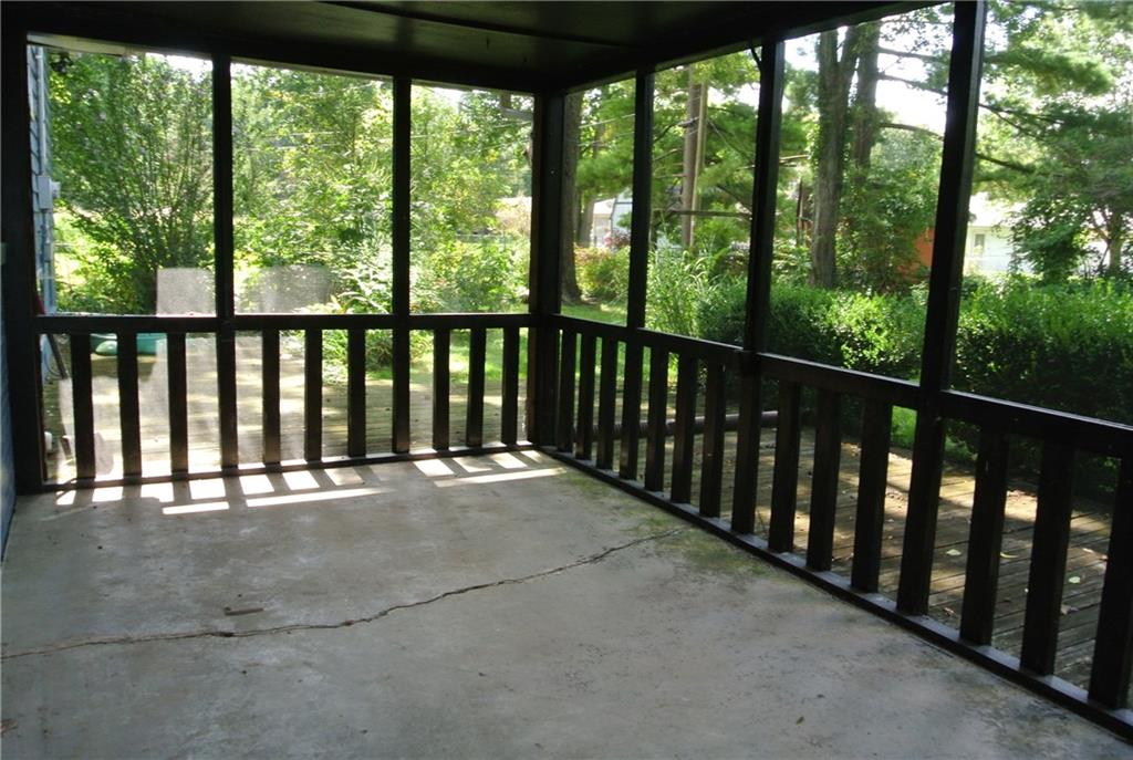 805 Park Road Anderson, IN 46011 - Photo 10 of 13 Gallery Image 10