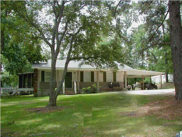 303 Country Club Road Florence, MS 39073 - Photo 1 of 1 Front of home