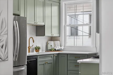 $245,000 | 5809 Gravois Avenue, St. Louis, MO 63116