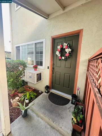 $519,999 | 670 Fargo Avenue, Unit 5, San Leandro, CA 94579